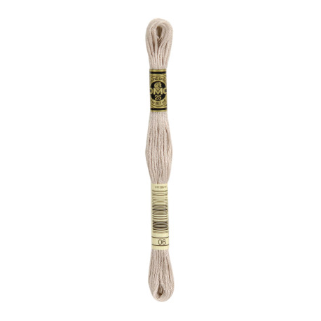 nr.06 DMC Broderigarn
